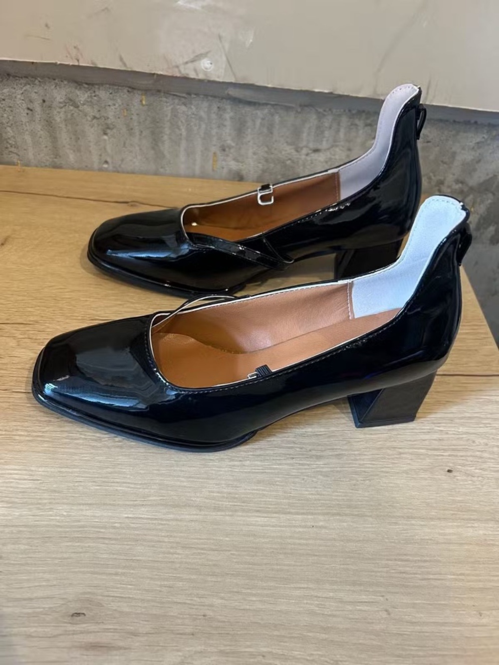 NIB Newbella Black Mary Jane’s Patent Pumps